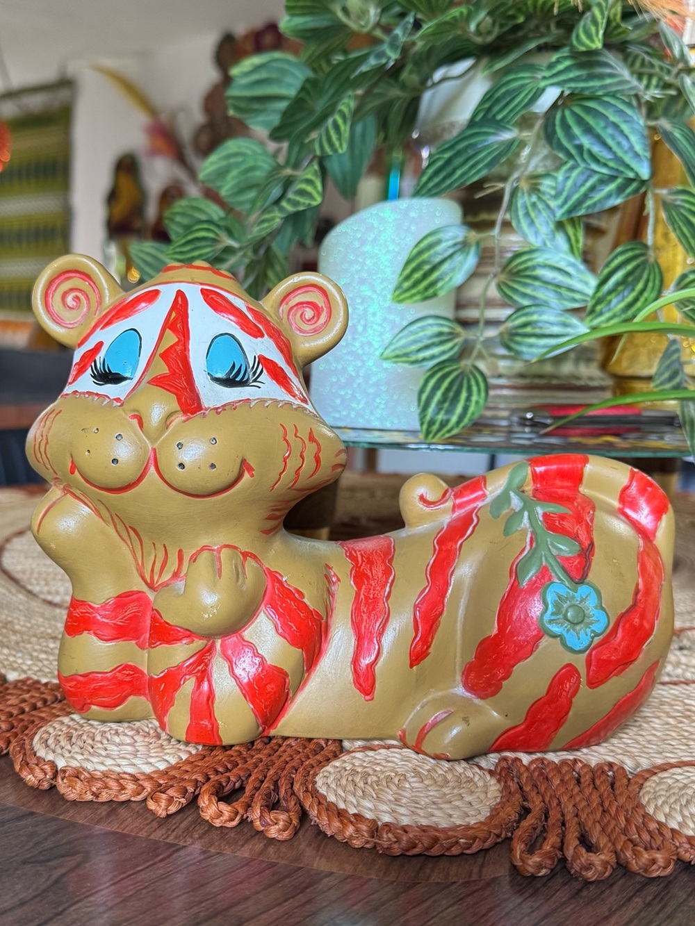 Vintage Holland Mold MCM Tiger Bank